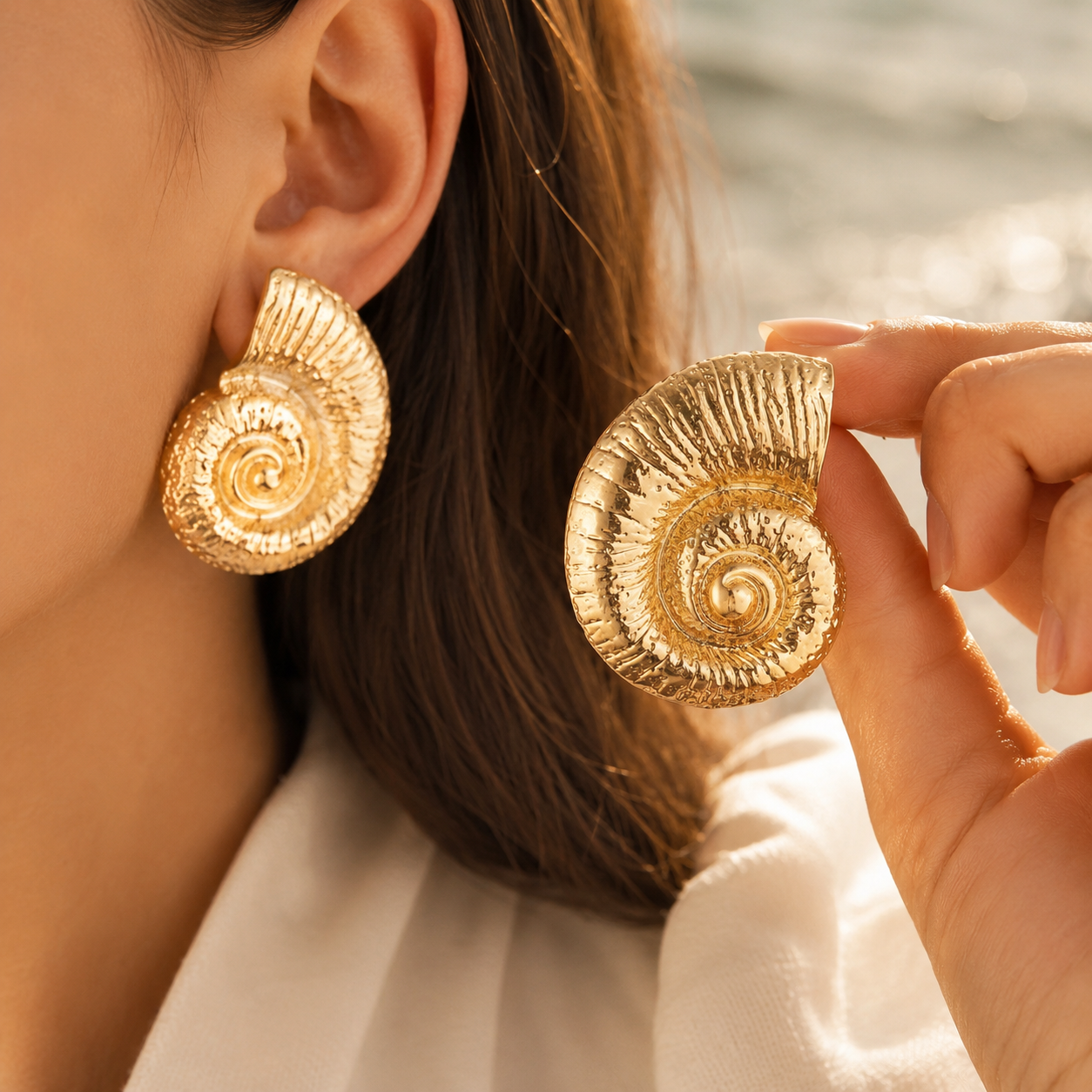 Coris Shell Stud Earrings KARO
