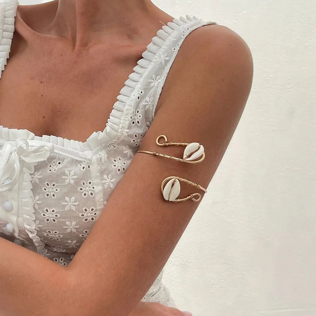 Coris Spiral Cuff KARO