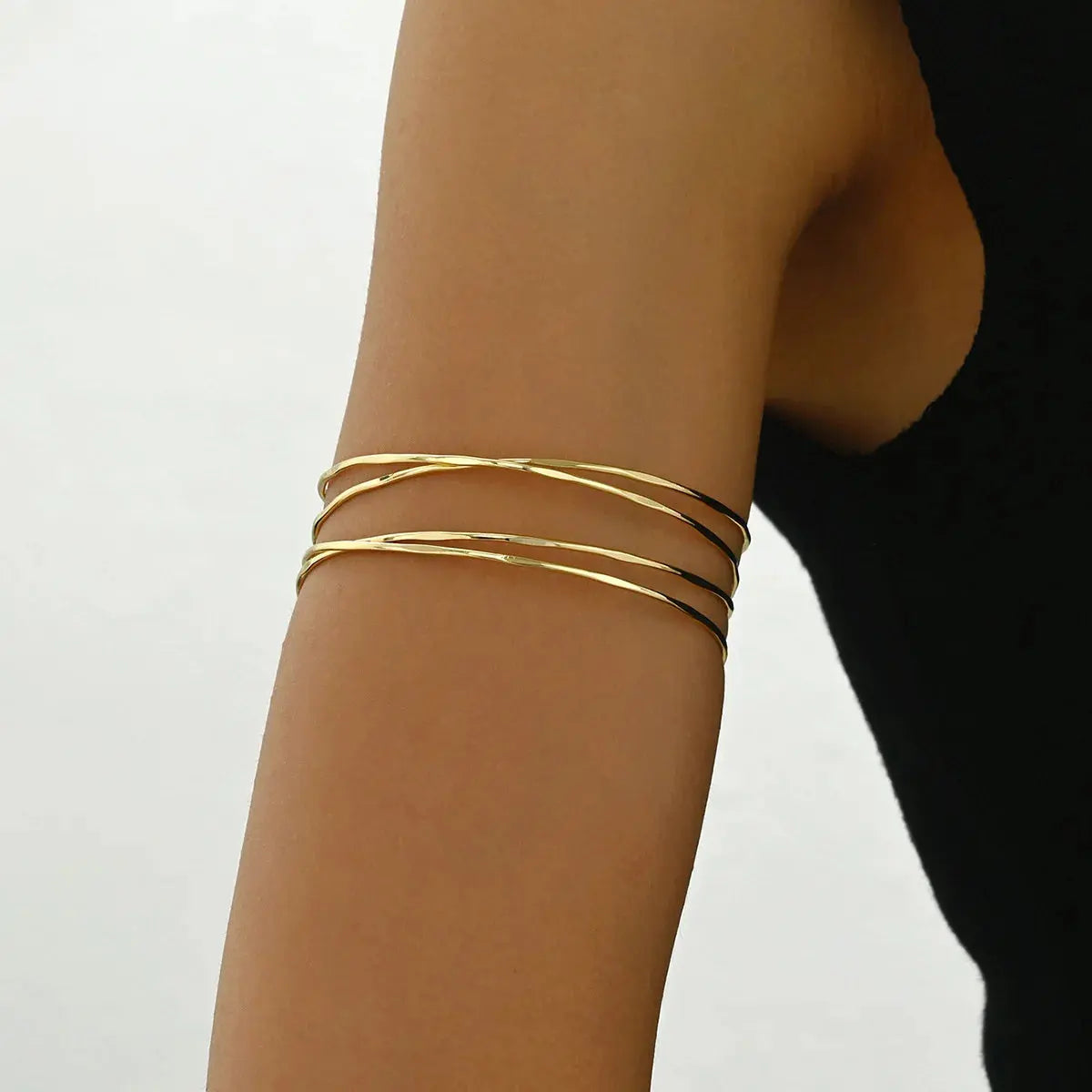 Celira Arm Cuff KARO