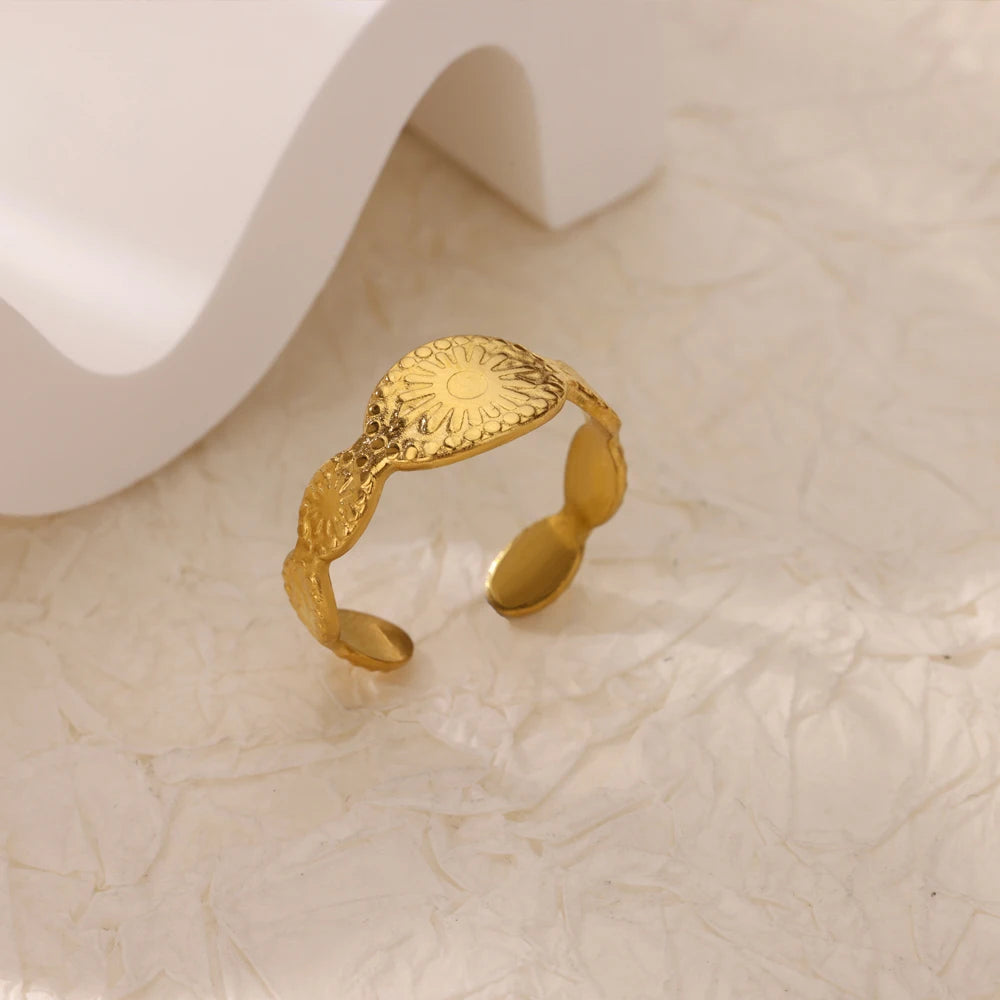 Elira Shell Ring KARO