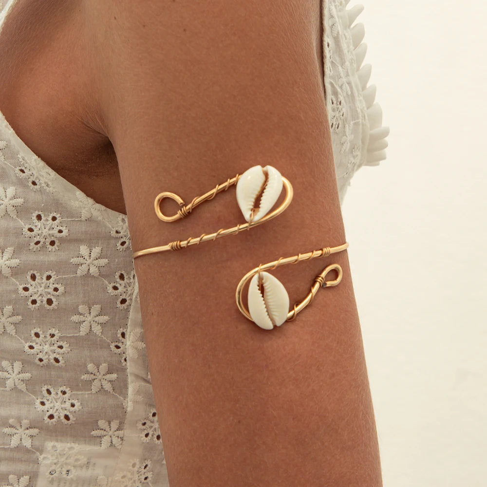 Coris Spiral Cuff KARO