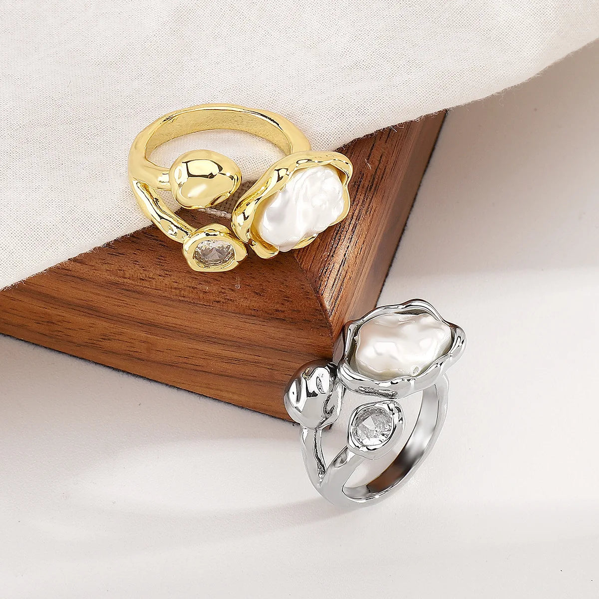 Vintage Baroque Pearl Ring Open Rings for Women 2025 Fashion Metal Irregular Geometric Pearl Ring with Zircon Wedding Jewelry KARO