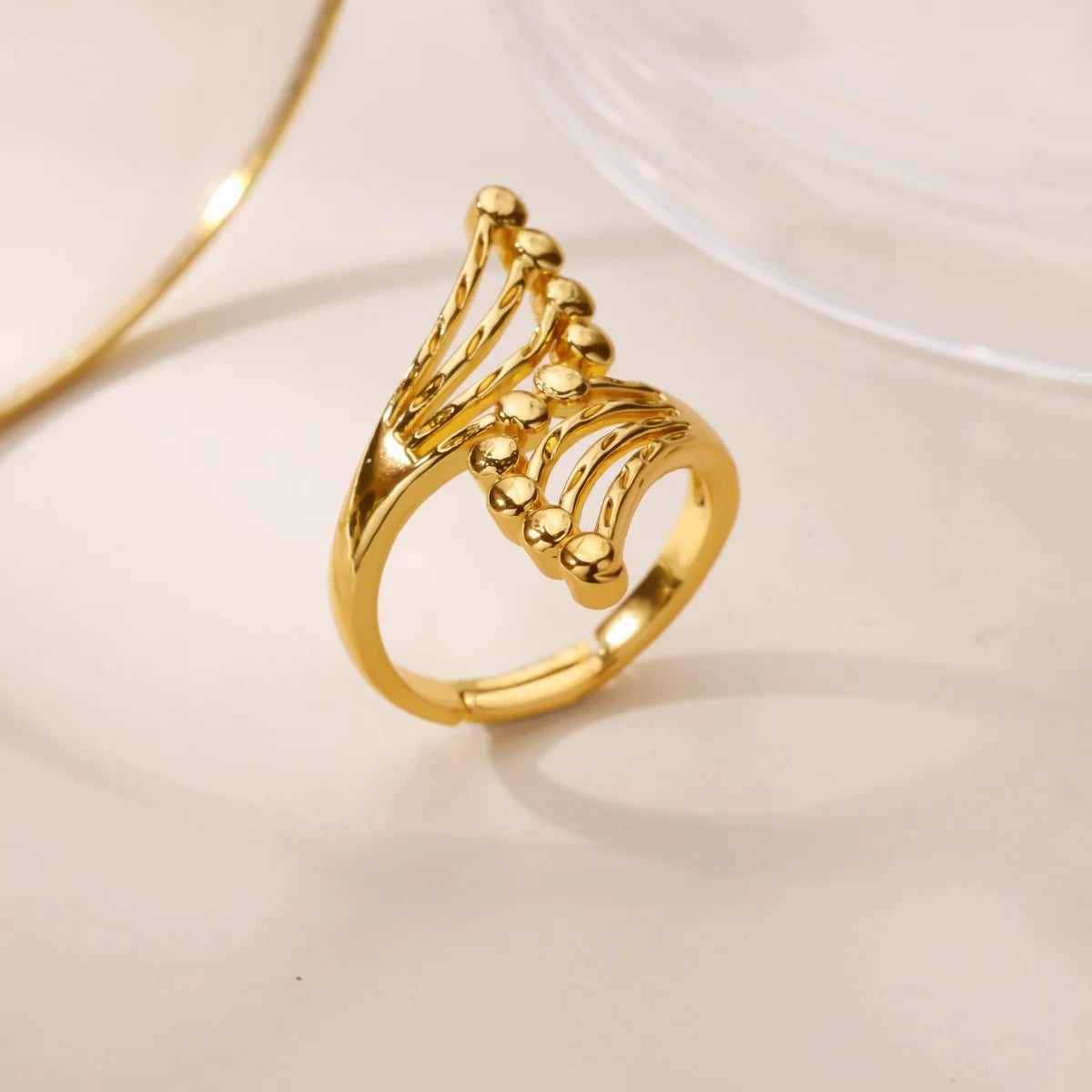 Calyra Shell Ring KARO