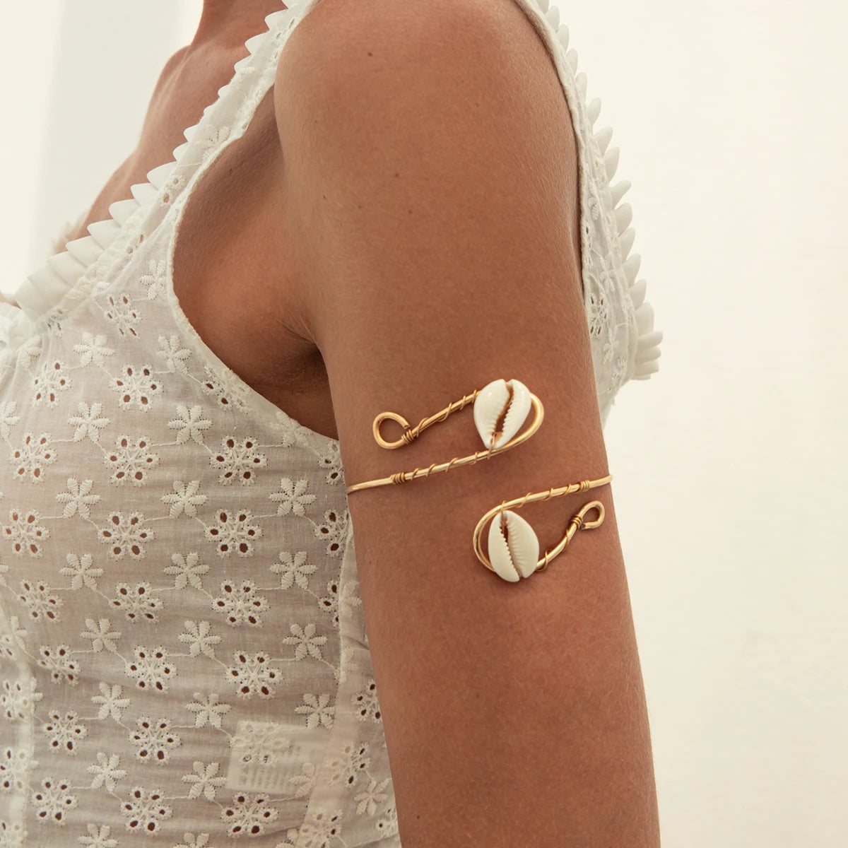 Coris Spiral Cuff KARO
