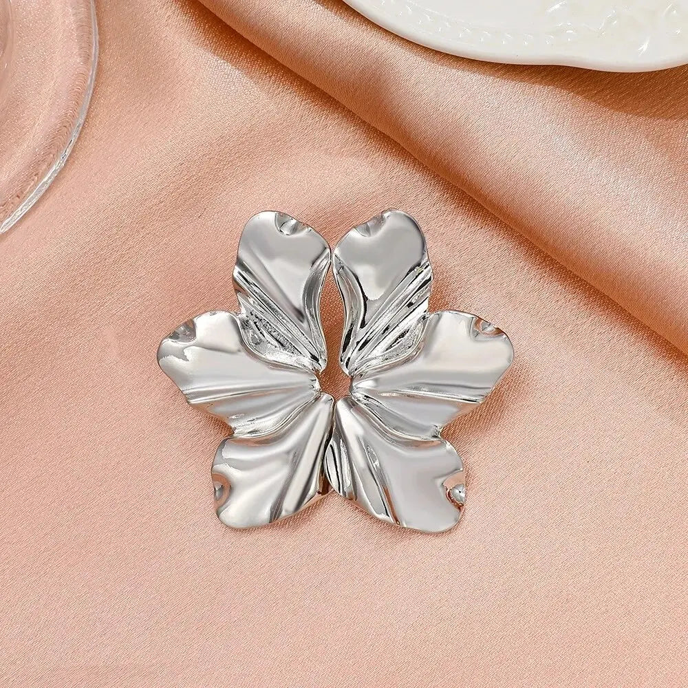 Sorelle Stud Earrings KARO