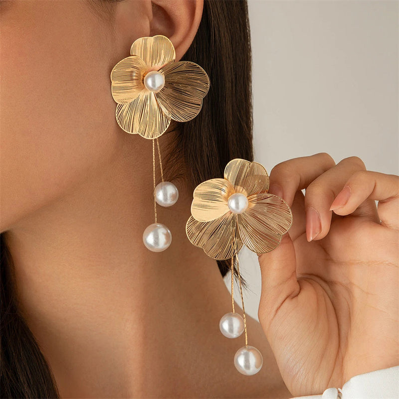 Perla Bloom Earrings