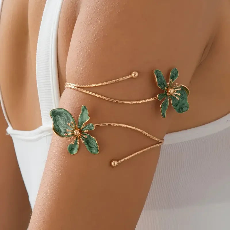 Virelle Arm Cuff KARO