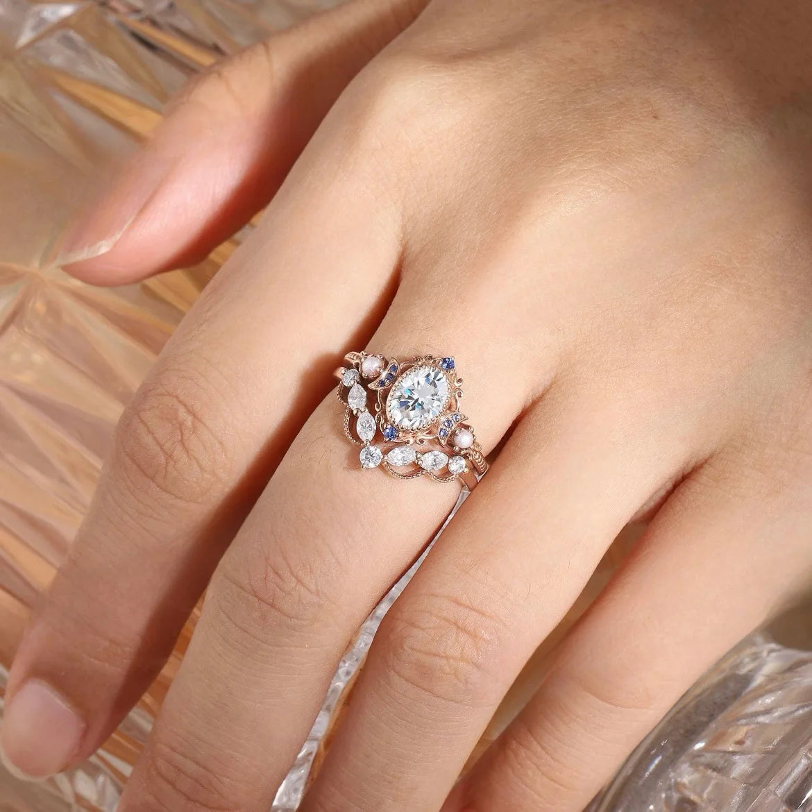 2Pcs/Set Fashion Rose Gold Color Rhinestone Zircon Rings For Women Full Crystal Rings Star Moon Wedding Engagement Jewelry Gifts KARO