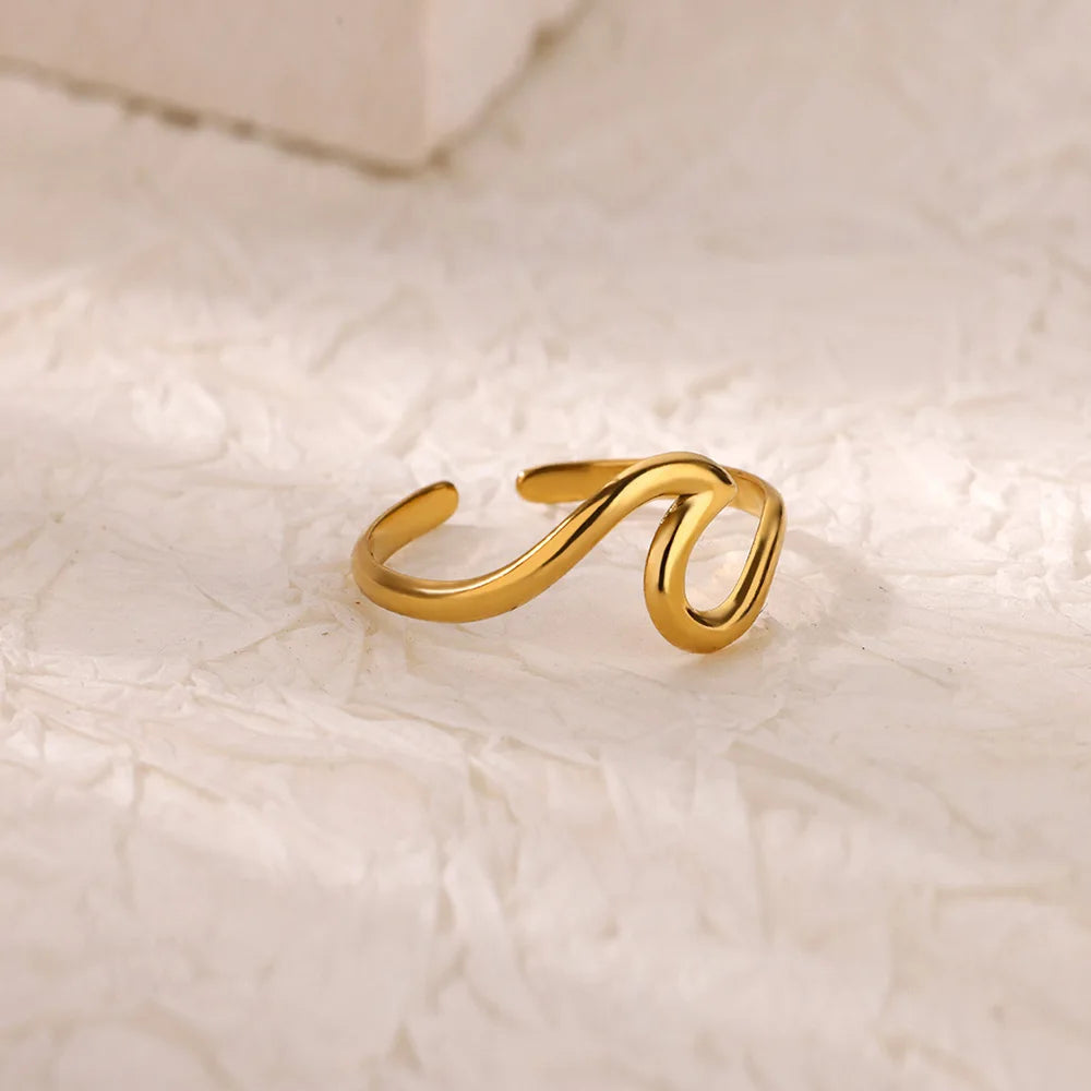 Zirelle Shell Ring KARO