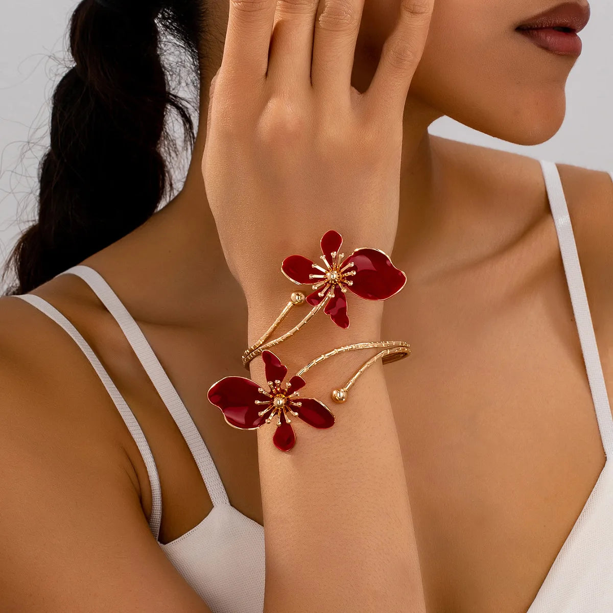 Virelle Arm Cuff KARO