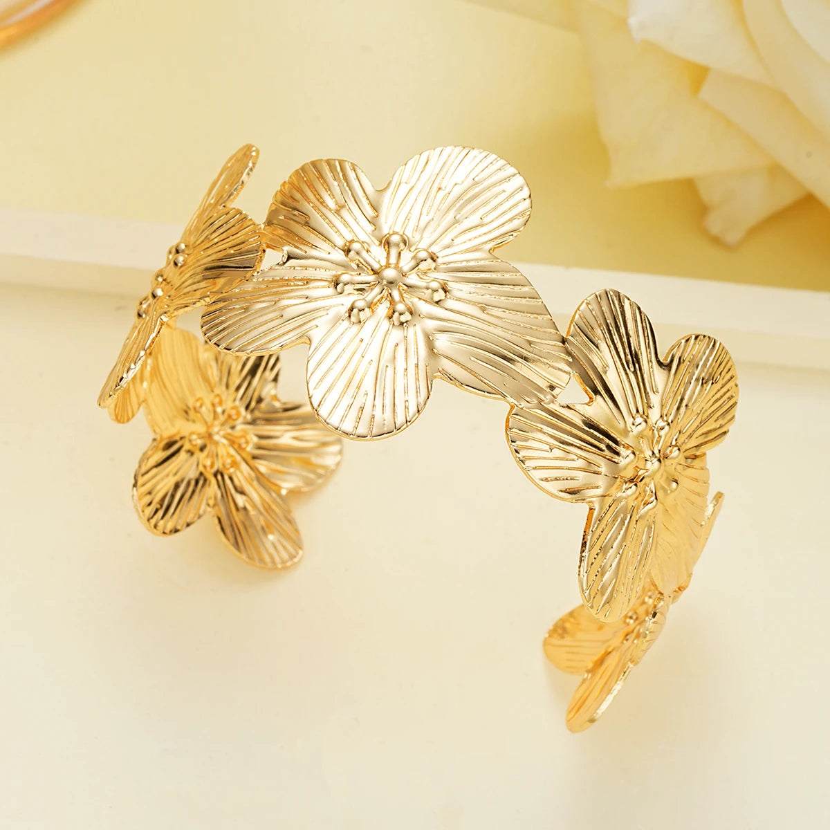 Aurea Cuff Bracelet KARO