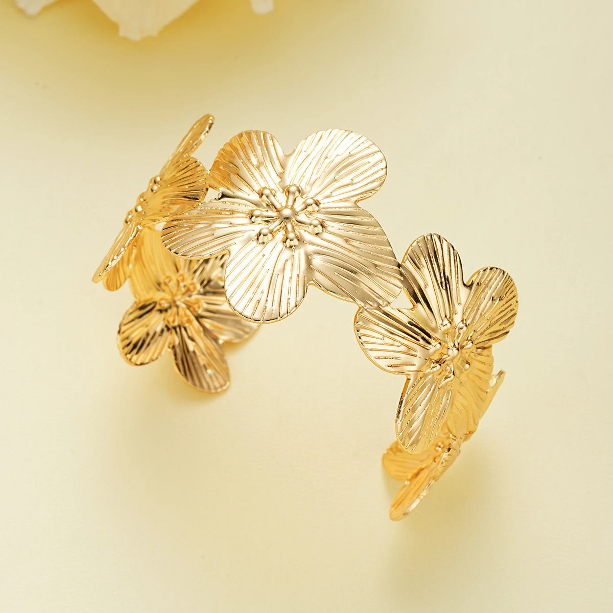Aurea Cuff Bracelet KARO