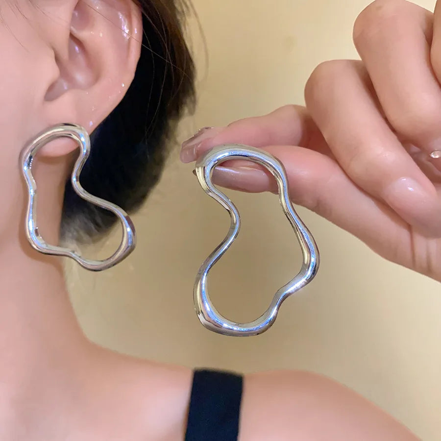 LATS Exaggerated Irregular Geometric Lines Earrings for Women Shape Simple Fashion Jewelry Accessories Wholesale KARO
