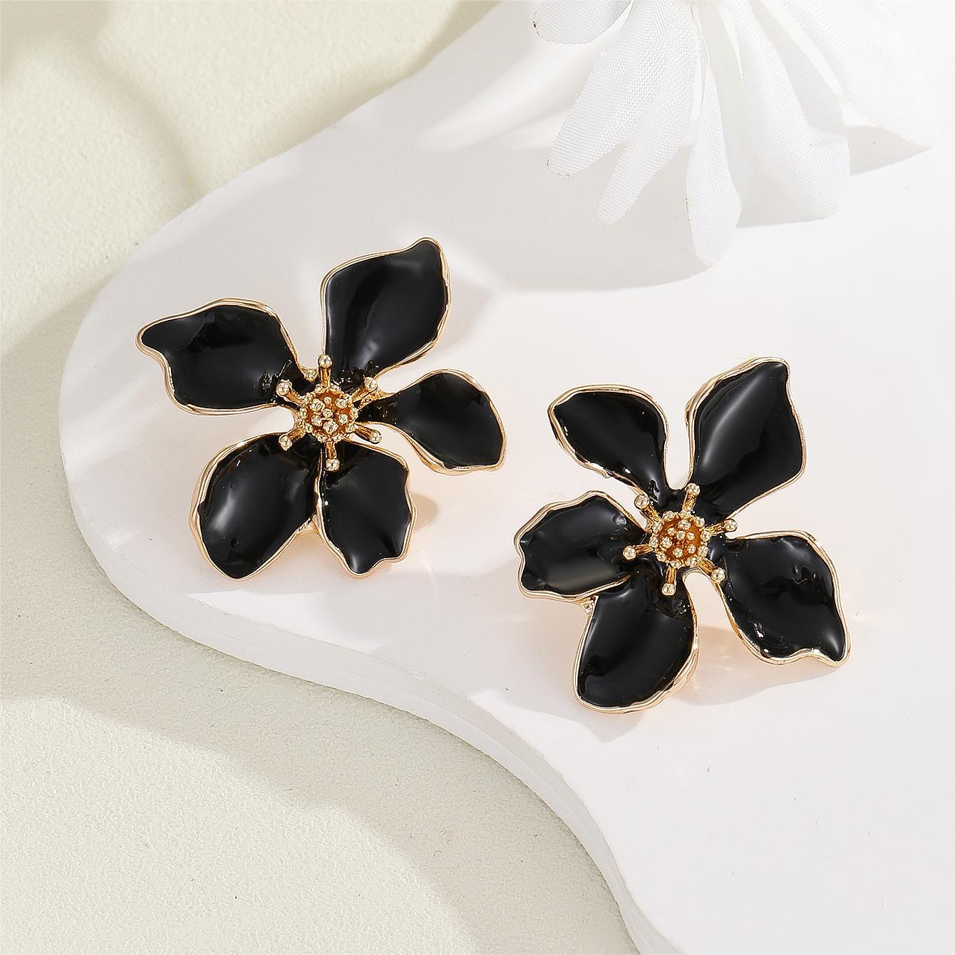 Oil-dripping flower earrings exude a sense of elegance and sophistication for women. s925 earrings and stud earrings Hypersku